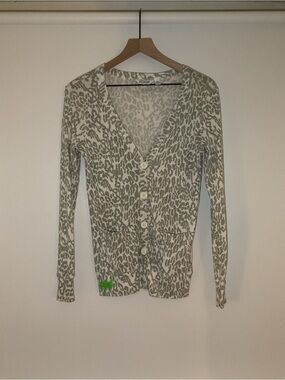 Fox Light Gray and Off-White Animal Print V-Neck Cardigan